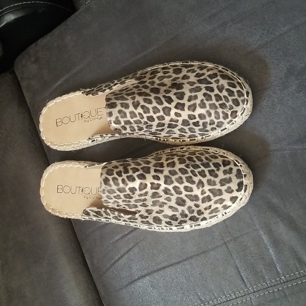 Boutique by Corkys mule